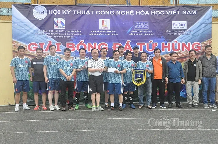 Liên quân các đơn vị Bộ Công Thương tham gia Giải bóng đá tứ hùng lần I